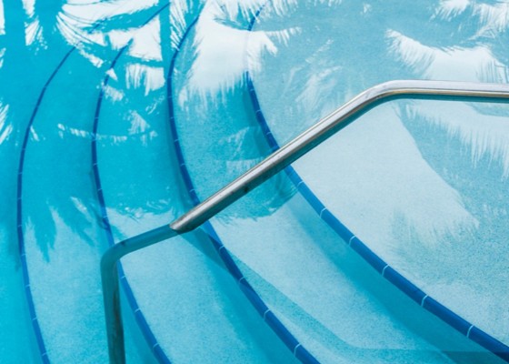 Pentair是全球领先的住宅泳池和水疗设备制造商。＂width=